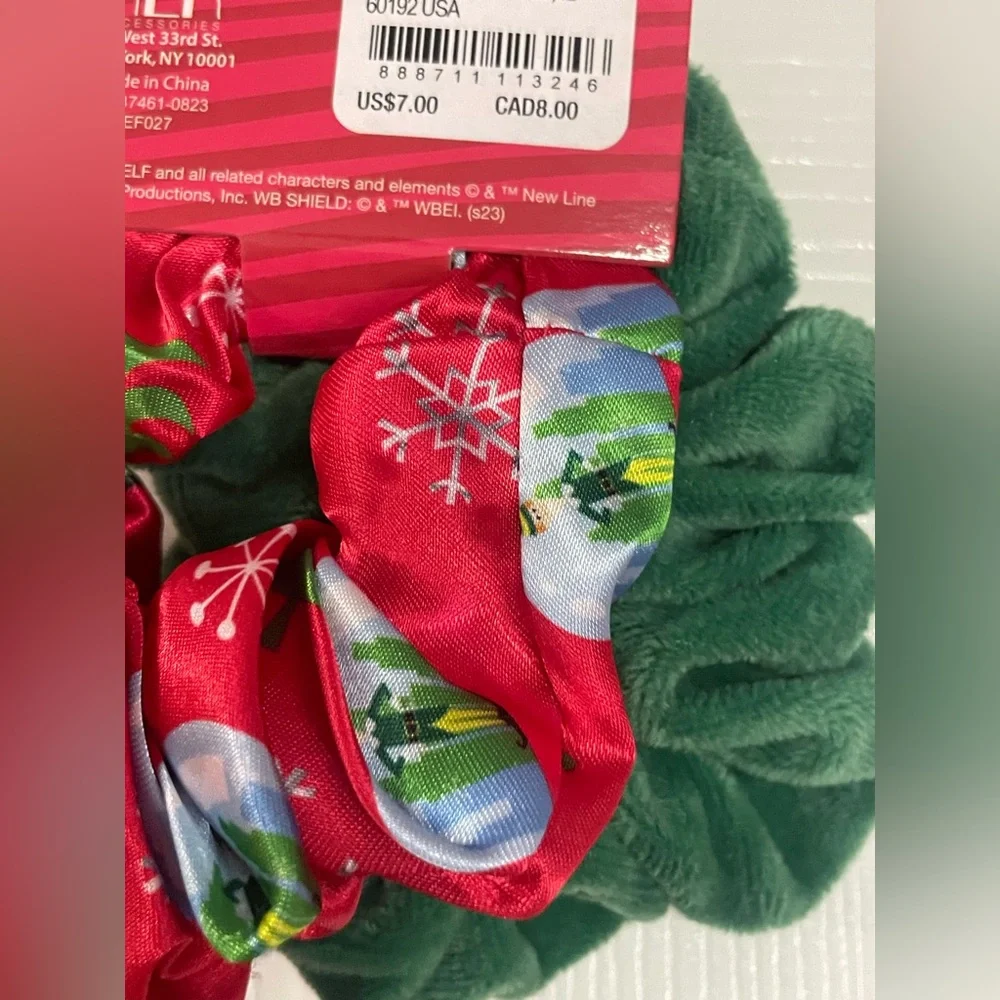 Claire's Green and Red Elf Scrunchies‎ Set! NEW!